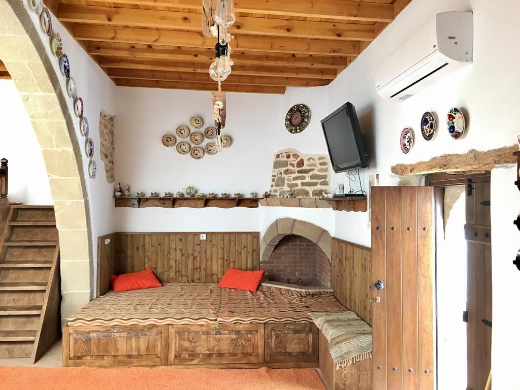 Anemos Traditional Villa 아크앤젤로스 외부 사진